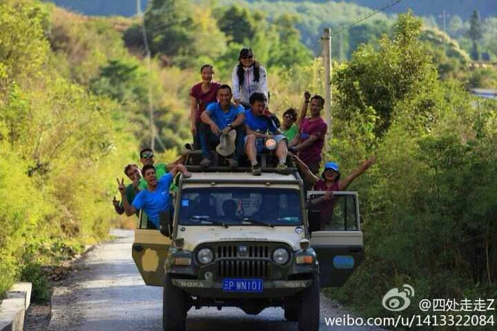 4x4 car group photo, trees, shigu climbing development
