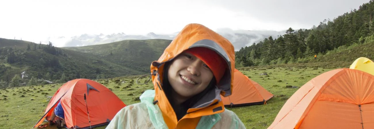 Shangri-la, trekking from Niru, tents, mountain sky, girl
