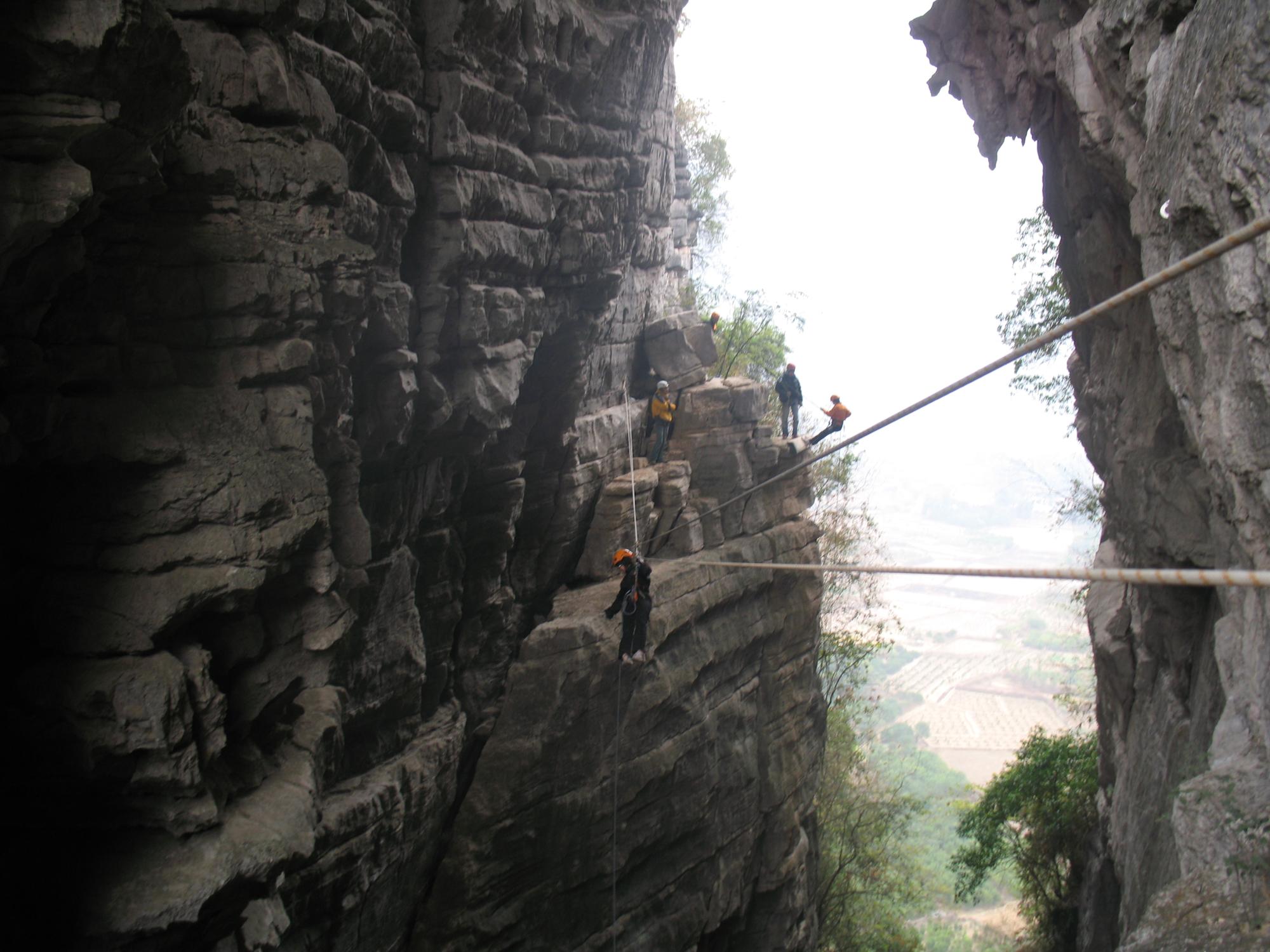 Yangshuo, treasure cave, Tyrollean traverse, Karsts, China