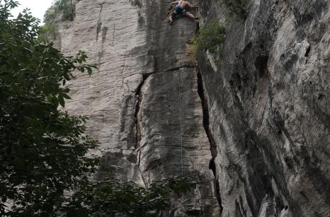 Max Climbing in ZaoZhuang, Shandong
